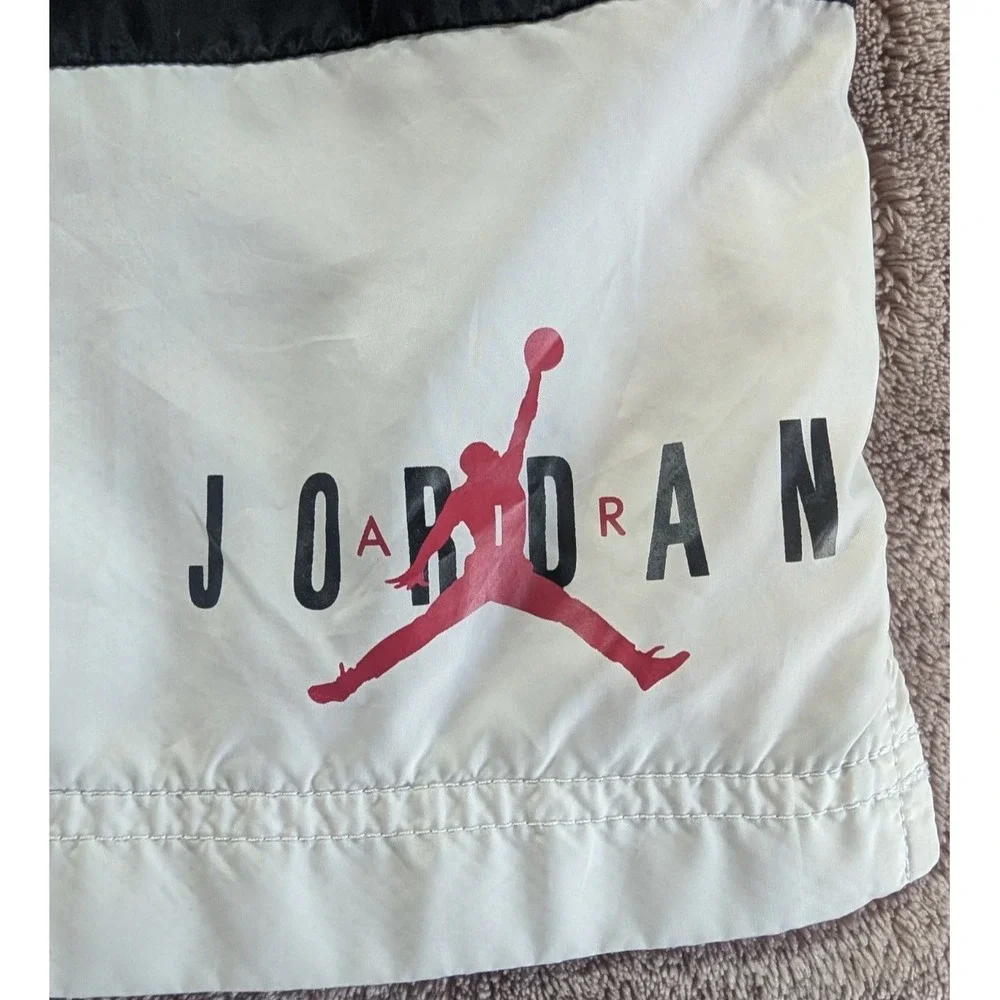 Jordan Athletic Shorts Mens Medium Black White Colorblock Jumpman Nylon